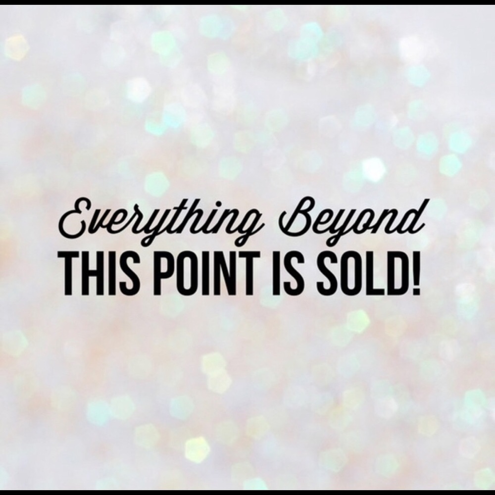 SOLD! Thank you for buying🌸🛍
